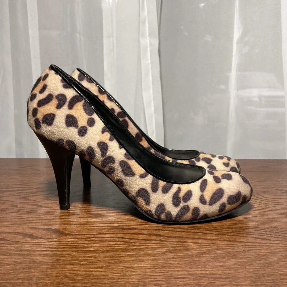 Fergalicious Utopia Fur Cheetah Print Leopard Going Out Pumps Heel Womens 8.5